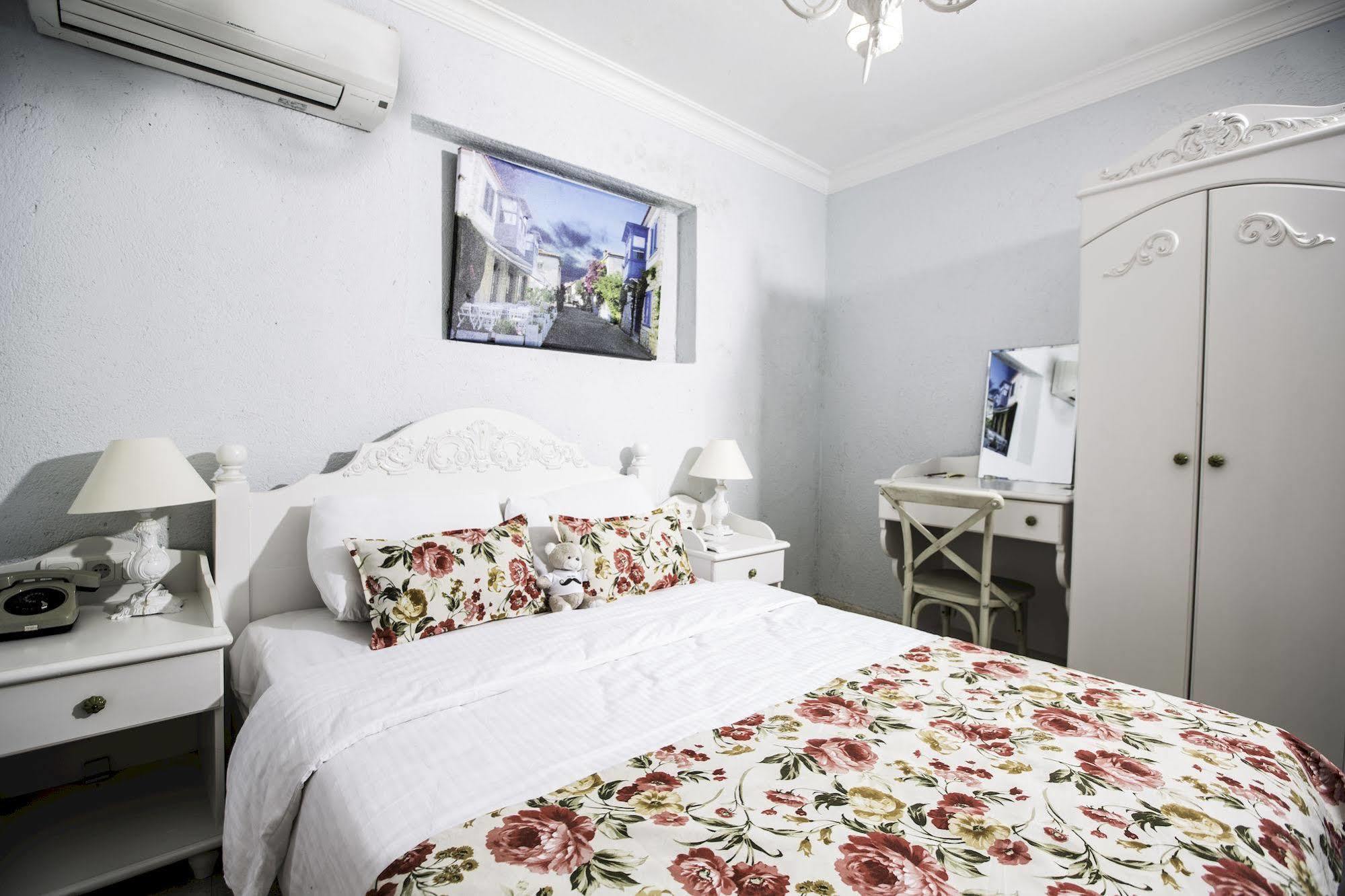 The White Hotel Alaçatı Esterno foto